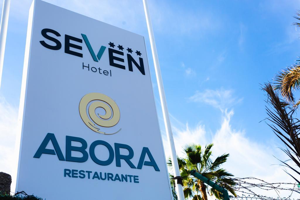 Seven Hotel & Wellness - Gay Men Only Maspalomas  Bagian luar foto